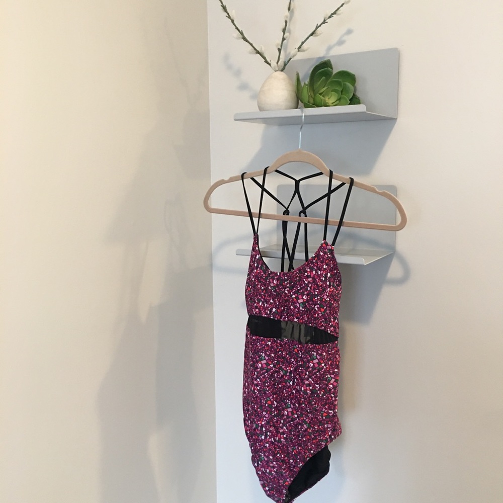 Lululemon Tidal Flow One Piece, size 8